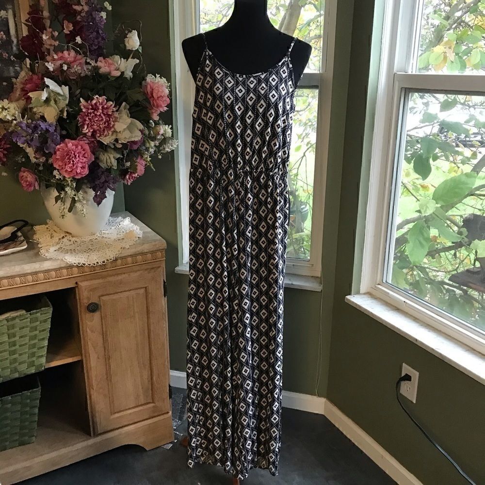 Awesome Hollister Size S Pants Suit
